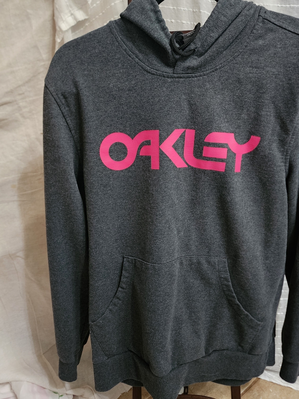 Oakley Charcoal Hoodie Kangaroo Pocket with Barbie Pink Logo Skater Heavy Warm